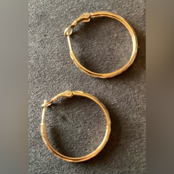 Vintage Gold Tone Earrings, 1” Hoops - Picture 3 of 4
